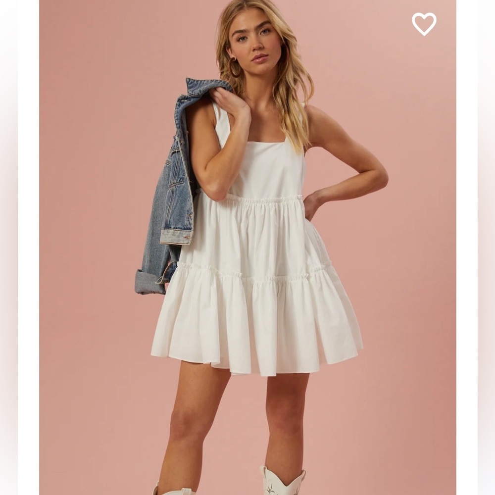 Flowy cute Boutique white babydoll sun dress NWOT! Similar to Altar’d State